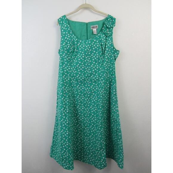 Robbie Bee Size 16 Polka Dot Flower Accent Full Skirt Sleeveless Fit & Flare - Picture 1 of 7